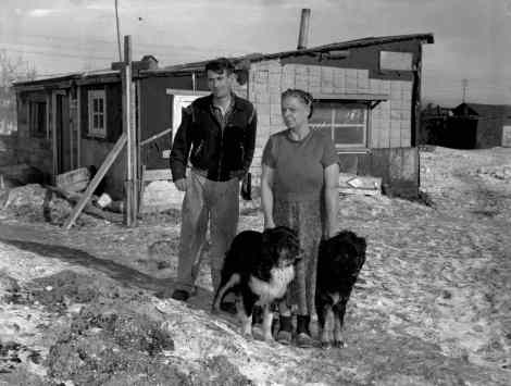 new_sis_shack_town_1949_01_web